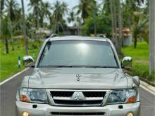 Mitsubishi Montero 2003 SUV