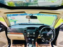 https://riyasewana.com/uploads/mitsubishi-montero-center-11017246035.jpg
