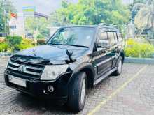 Mitsubishi Montero Canter Spare Wheel 2007 SUV