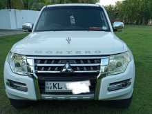 Mitsubishi Montero Canter Spare Wheel 2010 SUV