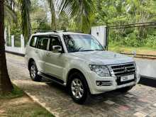 Mitsubishi Montero DHD 2015 SUV