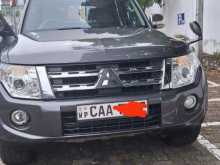 Mitsubishi MONTERO 2013 SUV