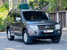 https://riyasewana.com/uploads/mitsubishi-montero-exceed-37570617485.jpg