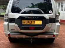 https://riyasewana.com/uploads/mitsubishi-montero-gls-1163021172.jpg
