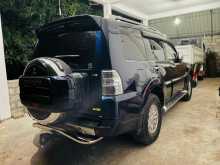 https://riyasewana.com/uploads/mitsubishi-montero-gls-116305522292.jpg