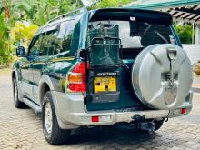https://riyasewana.com/uploads/mitsubishi-montero-gls-116331017445.jpg