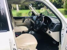 https://riyasewana.com/uploads/mitsubishi-montero-gls-118360917523.jpg