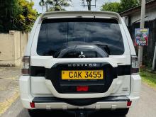 https://riyasewana.com/uploads/mitsubishi-montero-gls-1914011517405.jpg