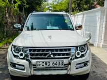 https://riyasewana.com/uploads/mitsubishi-montero-gls-2014-307525312782.jpg
