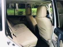 https://riyasewana.com/uploads/mitsubishi-montero-gls-2015-510270112613.jpg