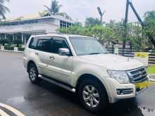 https://riyasewana.com/uploads/mitsubishi-montero-gls-2016-1714063712823.jpg