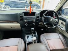 https://riyasewana.com/uploads/mitsubishi-montero-gls-2219494817456.jpg