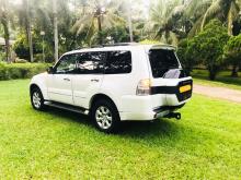 https://riyasewana.com/uploads/mitsubishi-montero-gls-2520441617136.jpg