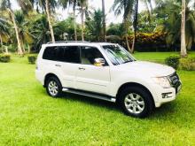 https://riyasewana.com/uploads/mitsubishi-montero-gls-2520441617385.jpg