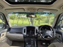 https://riyasewana.com/uploads/mitsubishi-montero-gls-2911053224541.jpg