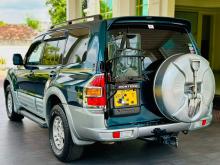 https://riyasewana.com/uploads/mitsubishi-montero-gls-415351017396.jpg