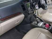 https://riyasewana.com/uploads/mitsubishi-montero-glx-18647134833.jpg