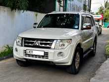 https://riyasewana.com/uploads/mitsubishi-montero-glx-2013-120070712163.jpg