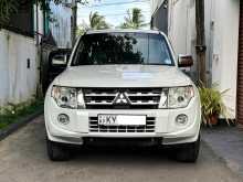 https://riyasewana.com/uploads/mitsubishi-montero-glx-2013-120070712512.jpg