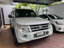 https://riyasewana.com/uploads/mitsubishi-montero-glx-2013-219550912313.jpg