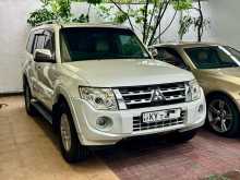 https://riyasewana.com/uploads/mitsubishi-montero-glx-2013-251452412873.jpg