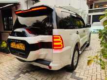 https://riyasewana.com/uploads/mitsubishi-montero-glx-2015-1118534912063.jpg