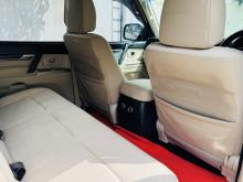 https://riyasewana.com/uploads/mitsubishi-montero-glx-2416003017056.jpg
