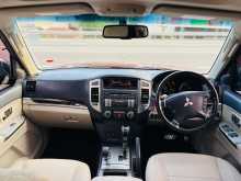https://riyasewana.com/uploads/mitsubishi-montero-glx-51820304533.jpg