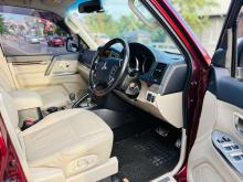 https://riyasewana.com/uploads/mitsubishi-montero-glx-51820496644.jpg