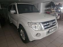 https://riyasewana.com/uploads/mitsubishi-montero-glx-7953296295.jpg