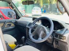 https://riyasewana.com/uploads/mitsubishi-montero-limited-81551466666.jpg