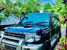 https://riyasewana.com/uploads/mitsubishi-montero-mahattya-1997-60294112974.jpg