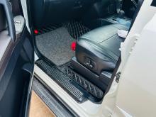 https://riyasewana.com/uploads/mitsubishi-montero-pajero-1113593917995.jpg