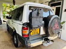 https://riyasewana.com/uploads/mitsubishi-montero-pajero-1999-46545512763.jpg