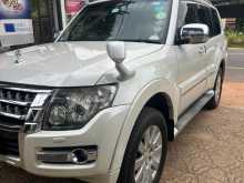Mitsubishi Montero 2010 SUV