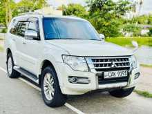 Mitsubishi Montero Pajero 2015 SUV