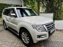 Mitsubishi Montero Pajero 2013 SUV