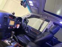 https://riyasewana.com/uploads/mitsubishi-montero-shogun-2012-2710251512214.jpg