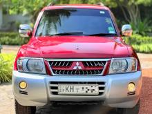 Mitsubishi Montero Side Spare Wheel 2007 SUV