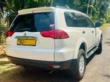 https://riyasewana.com/uploads/mitsubishi-montero-sport-1015464622473.jpg