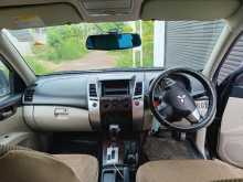 https://riyasewana.com/uploads/mitsubishi-montero-sport-103928855.jpg