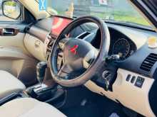 https://riyasewana.com/uploads/mitsubishi-montero-sport-1100245762.jpg