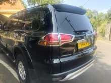https://riyasewana.com/uploads/mitsubishi-montero-sport-11111342426.jpg