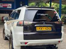 https://riyasewana.com/uploads/mitsubishi-montero-sport-11155745613.jpg