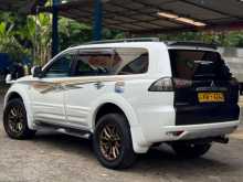 https://riyasewana.com/uploads/mitsubishi-montero-sport-11155745832.jpg