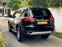 https://riyasewana.com/uploads/mitsubishi-montero-sport-115295917445.jpg