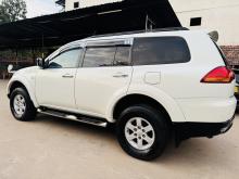 https://riyasewana.com/uploads/mitsubishi-montero-sport-119141817942.jpg