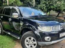 Mitsubishi Montero Sport 2012 SUV