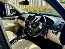 https://riyasewana.com/uploads/mitsubishi-montero-sport-12140412345.jpg
