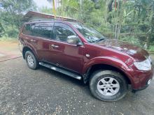 https://riyasewana.com/uploads/mitsubishi-montero-sport-1310175417985.jpg